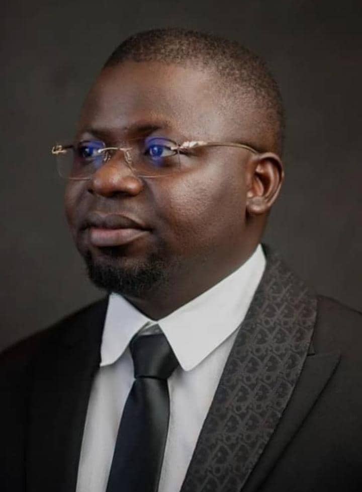 Dr. Ojoede Congratulates Fred Sheriff Junior on His Birthday