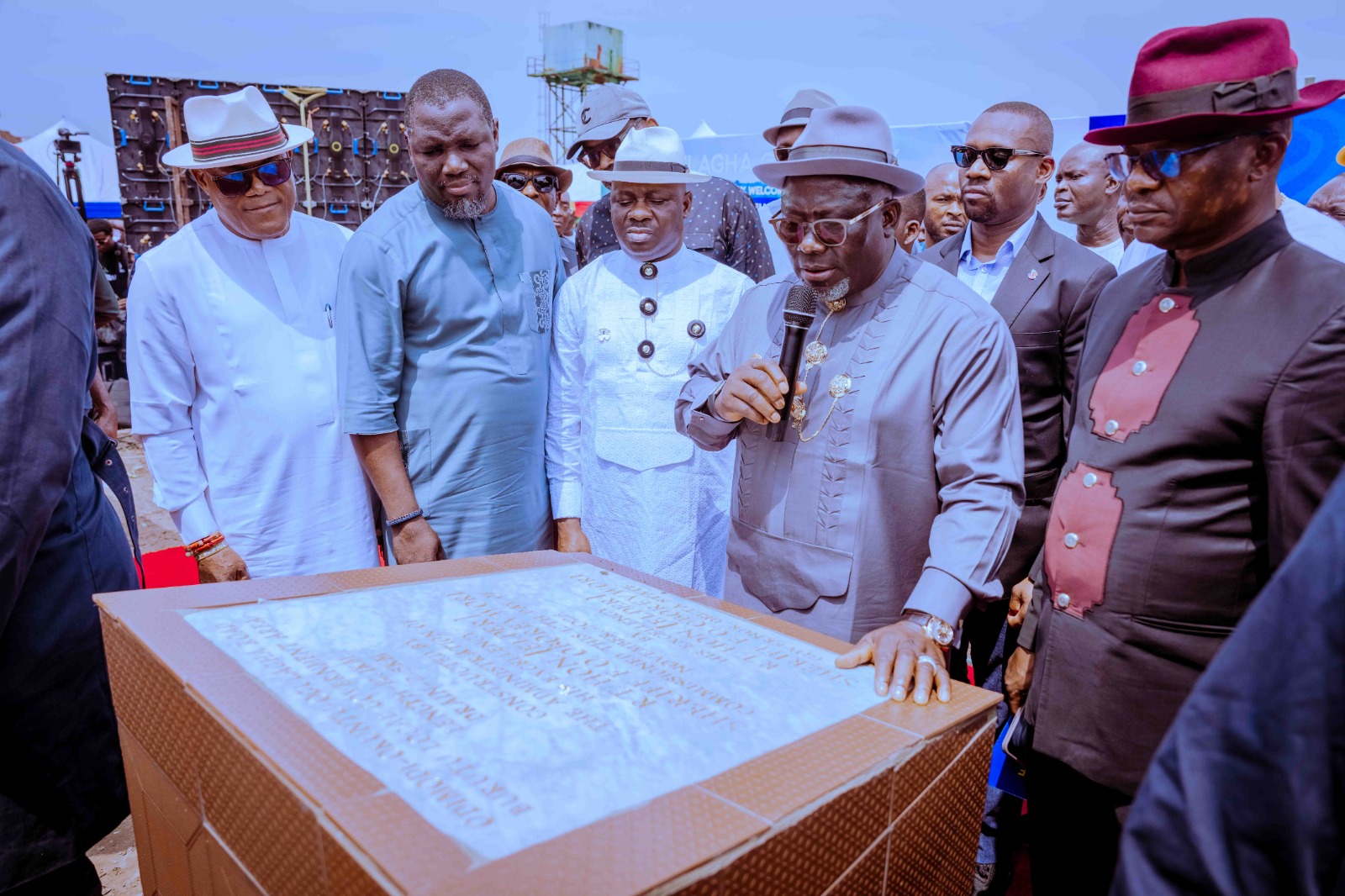 Oborevwori pledges to Devt of riverine communities, inaugurates 12.1km Odimidi-Okuntu-Ogulagha road